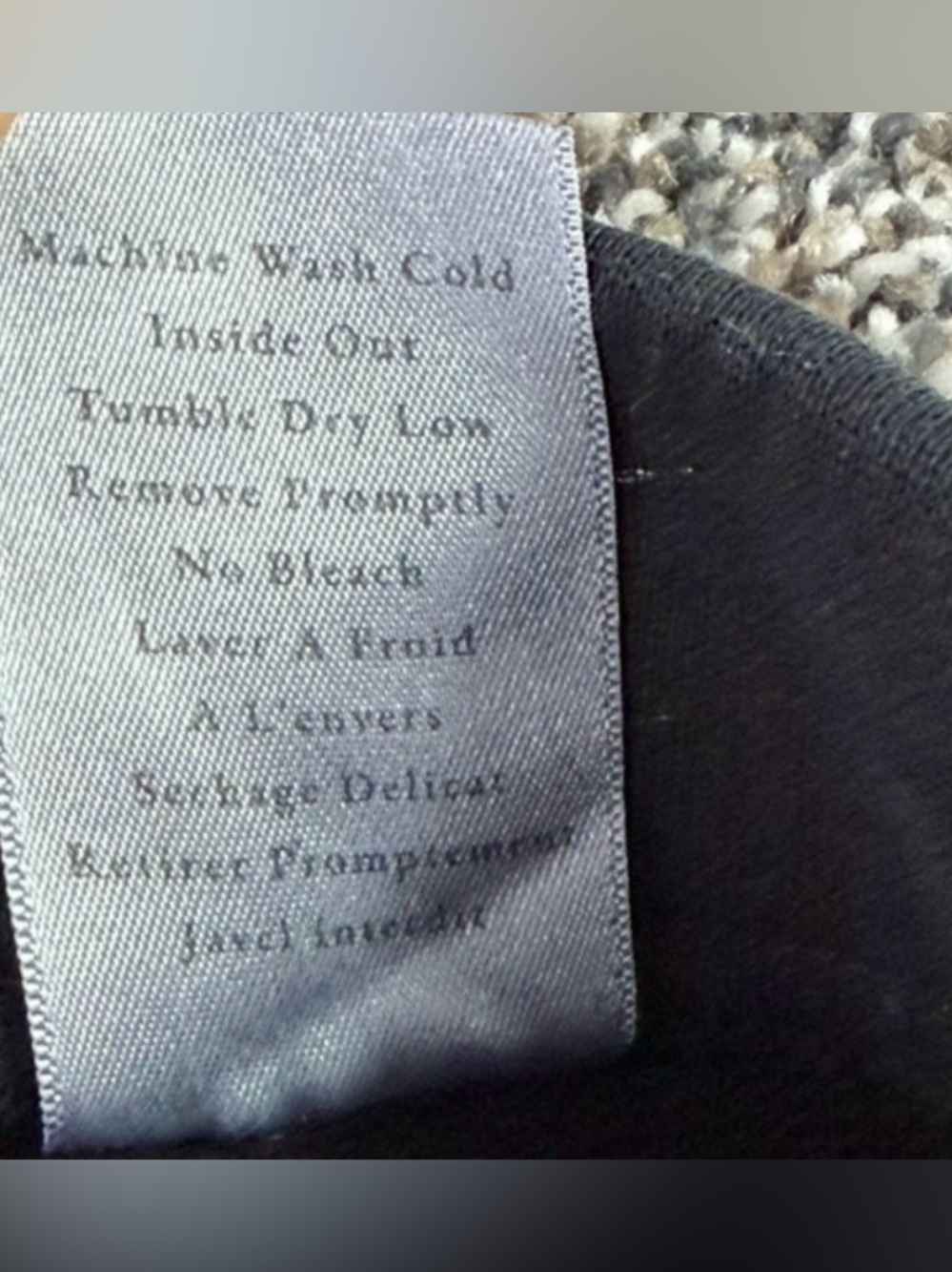 Frank & Eileen | Triple Fleece Eamon Black Raw Edge Jogger Sweatpants Women’s - Picture 7 of 8